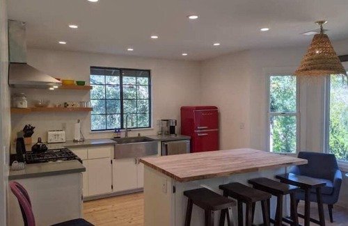 Asti Cottage | Asti Ridge Ranch - Private One Bedroom Cottage