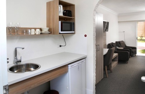 Yamba Hotel | Aston Motel Yamba