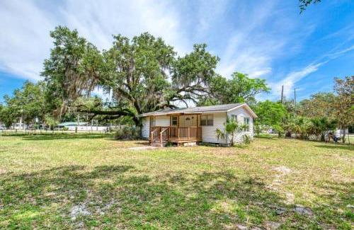 Astor House | Astor Cottage Hideaway