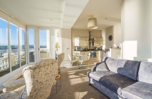 Torquay City Centre Apartment | Astor House
