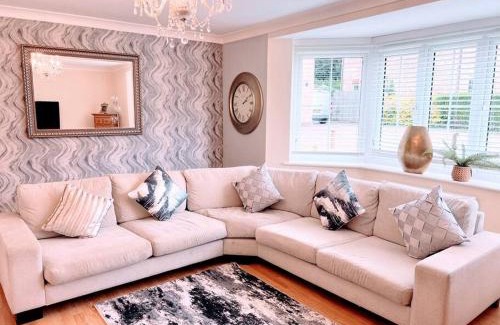 Maidstone Villa | Astor house Maidstone long stay