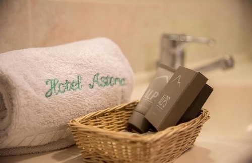 San Rocco Hotel | Astoria
