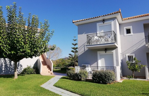 Sarlata Apartment | Astra Village Hotel Suites
