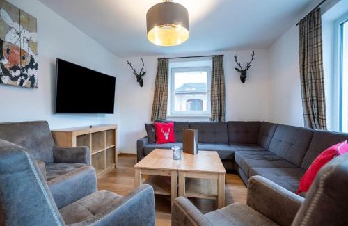 Bruck an der Grossglocknerstrasse Ski Chalet | Chalet in Zell am See near Ski Slopes, cleaning included