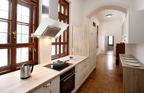 Bruck an der Grossglocknerstrasse Apartment | Schloss Fischhorn am See