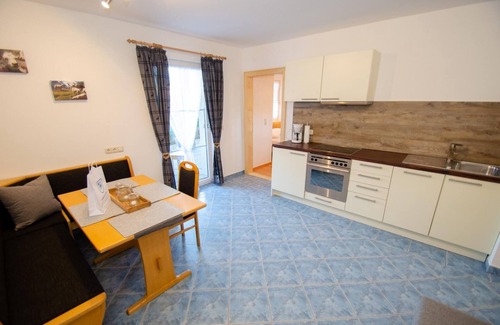 Bruck an der Grossglocknerstrasse Apartment | Panorama Apartments Bruck TOP 2