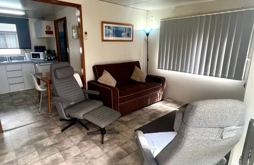 Broadwater Cabin | At Busso - Cabin 56- this lovely little cabin is located in the Geographe Holiday Par