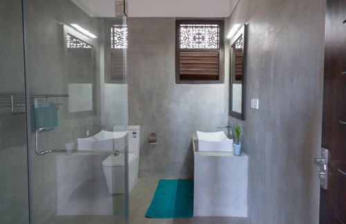 Thiranagama Hotel | At Ease Beach Hotel