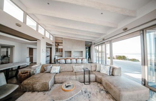 Glentana House | At Last Glentana Beach House