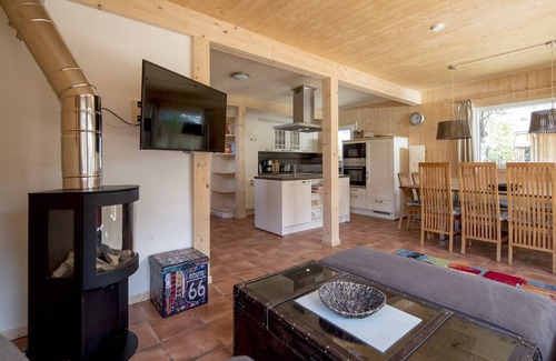 Sankt Lorenzen ob Murau Ski Chalet | Lush chalet with swim spa