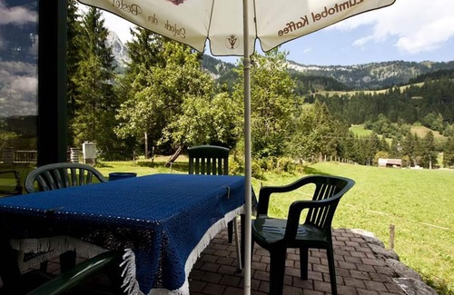 Sankt Martin am Tennengebirge Apartment | Holiday house, 4 bedrooms, kitchen, 2 bathrooms, garden - Alpengasthof Lämmerhof