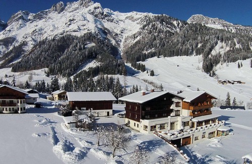 Sankt Martin am Tennengebirge Apartment | Apartment type 1, shower, toilet, balcony - Alpengasthof Lämmerhof