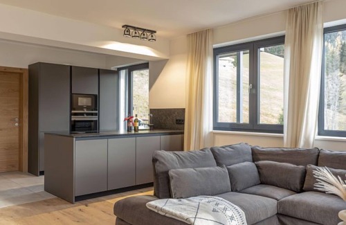 Sankt Martin am Tennengebirge Apartment | Penthouse max.8 P.& Infinity Pool by Interhome