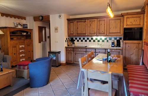 Saint-Chaffrey Apartment | At the feet of ski slopes main flat 3 bedrooms for 6 persons