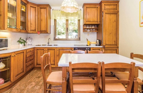 Bregi House | At the foot of the Ucka mountain, above the Opatija Riviera, in the picturesque village of Bregi, yo