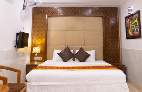 District 12 Hotel | Atana Airport Hotel