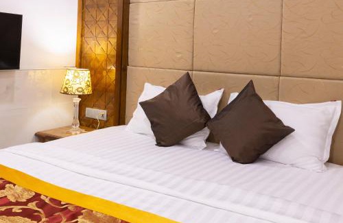 District 12 Hotel | Atana Airport Hotel