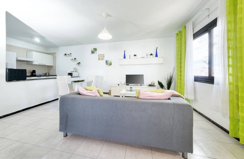 Puerto del Carmen Ski Chalet | Atassara House 500m from Playa Grande