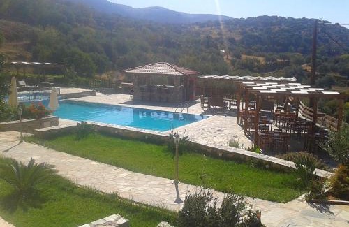 Embonas Apartment | Ataviros Hotel