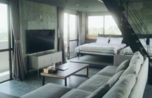 Okinawa House | Atelier Hyakuna