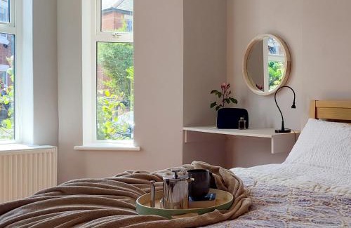 Bournemouth Apartment | Atelier Verde - A Comfortable Garden Apartment