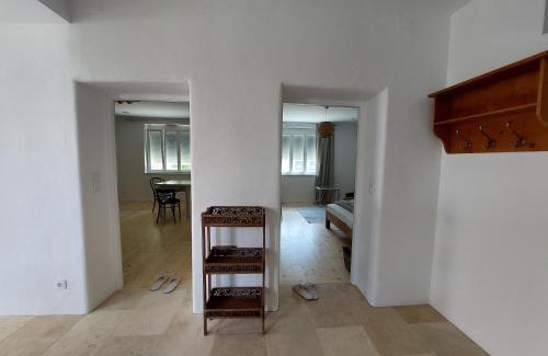 Schutzen am Gebirge Apartment | Atelierwohnung ELLE