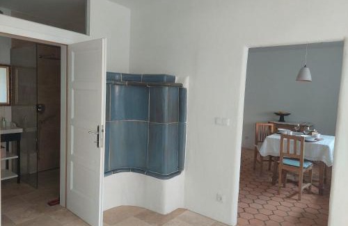 Schutzen am Gebirge Apartment | Atelierwohnung ELLE