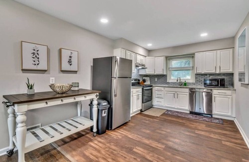 Austell House | ATH - Mableton - 3BR -Pet Friendly -Ranch (gordon)