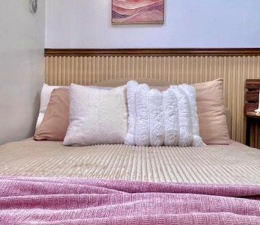 Sasa Apartment | Athena’s Den