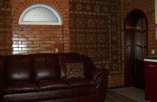 Zarichnyi District Apartment | atHome