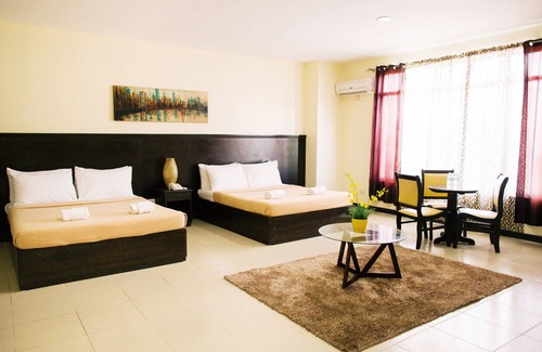 Barangay Poblacion Hotel | Ati-Atihan Festival Hotel
