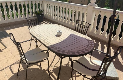 Los Arenales del Sol Apartment | Atico en villa de lujo