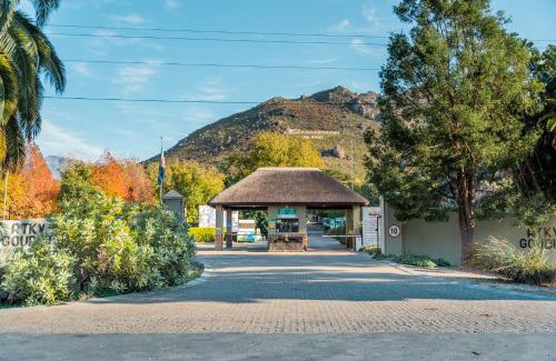 Slanghoek Resort | ATKV Goudini Spa