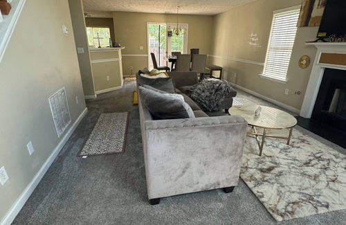 Riverdale House | ATL Cozy Pad 2