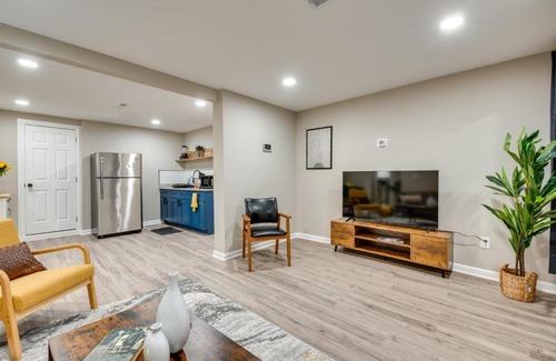 Gresham Park Apartment | Atlanta Apartment with Grill 7 Mi to Downtown!