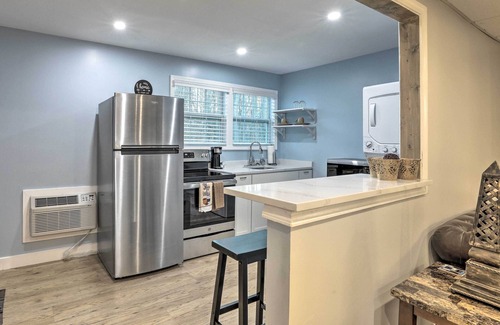 Lawrenceville Apartment | Atlanta Area Studio ~ 3 Mi to Gas South Arena!