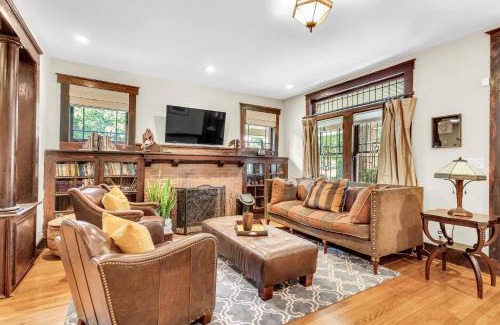 Atlanta House | Atlanta Charmer