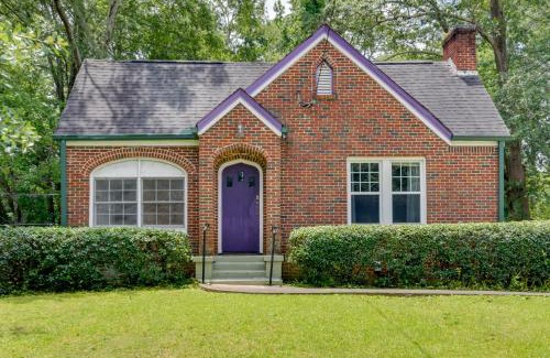 Atlanta House | Atlanta Home with Deck 6 Mi to Downtown!