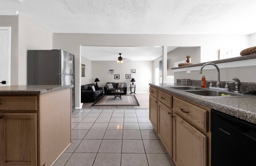 Decatur House | Atlanta Suburban Retreat