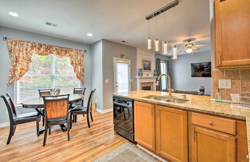 Clarkdale House | Atlanta Vacation Rental ~ 13 Mi to Downtown!