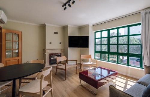 Cascais Apartment | Atlantic Apartment by Olala Homes