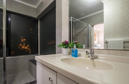 Sunset Beach Bed & Breakfast | Atlantic Bay Lodge