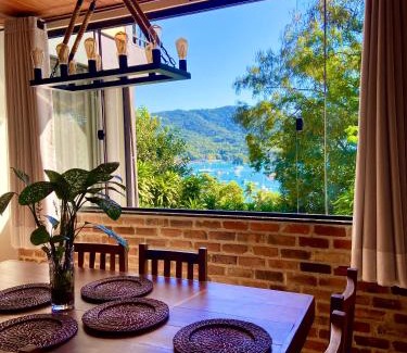 Ilha Grande House | ATLANTIC FOREST ROOM