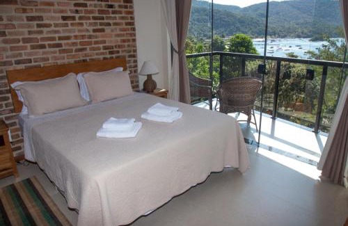 Ilha Grande House | ATLANTIC FOREST ROOM