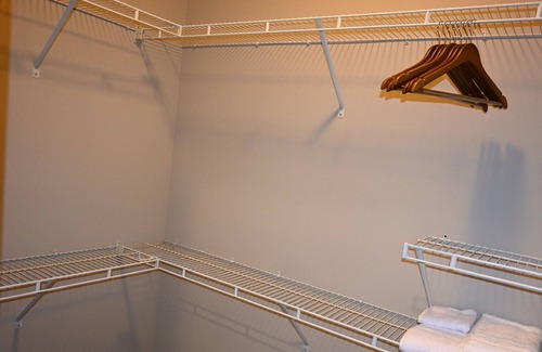 Loring Heights Apartment | ✦ Atlantic Rentals + Free Parking & 20% OFF