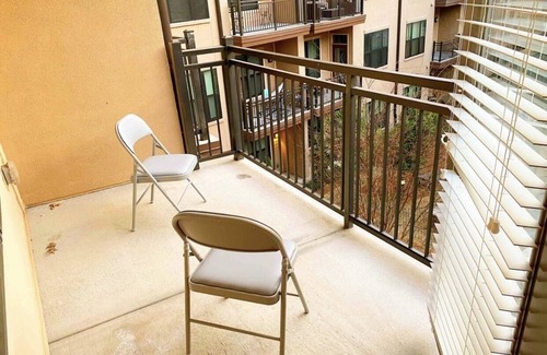 Loring Heights Apartment | Atlantic station chill spot