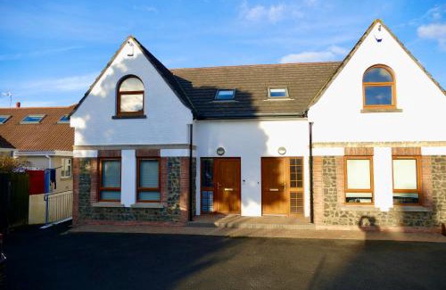 Portstewart House | Atlantic View Coach House - tourist board approved