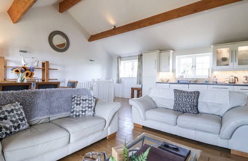 Tintagel Cottage | ATLANTIC VIEW, family friendly, character holiday cottage in Tintagel