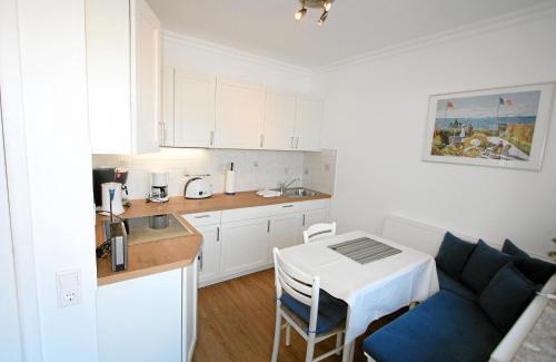 Wenningstedt-Braderup Apartment | Atlantik - Strandstr 15, App 12