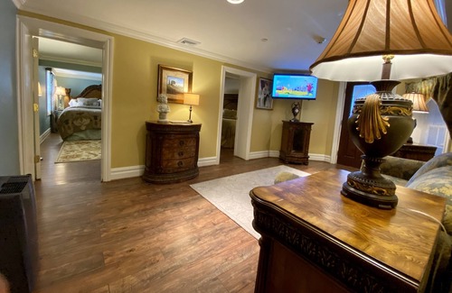 North End Bed & Breakfast | Atlantis Inn Hotel